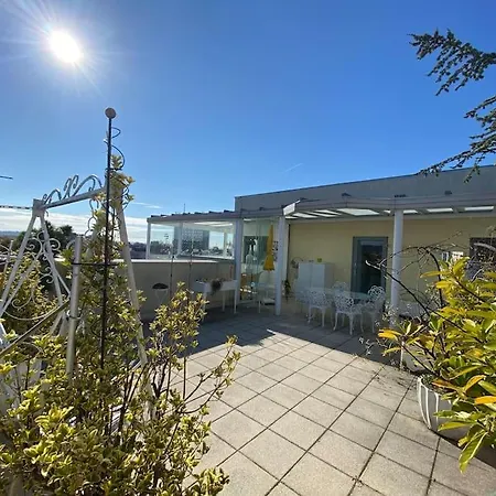 Apartman Amazing Skyline Penthouse - 300m2!
